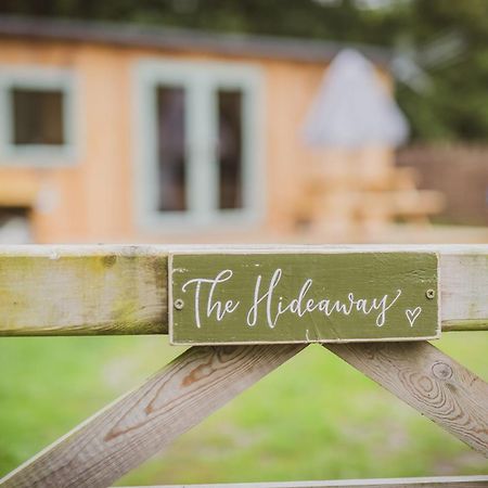The Hideaway At Hiddenwood Glamping Hotel Corsley Buitenkant foto