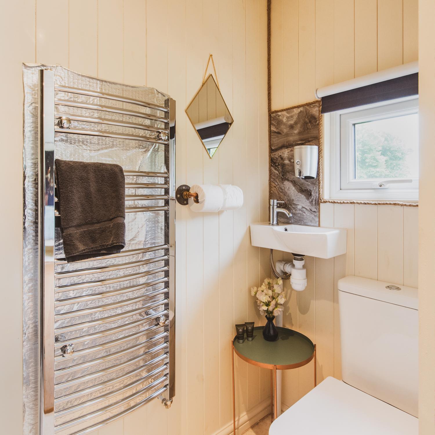 The Hideaway At Hiddenwood Glamping Hotel Corsley Buitenkant foto